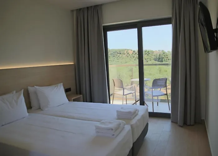 Armonia Hotell Laganas
